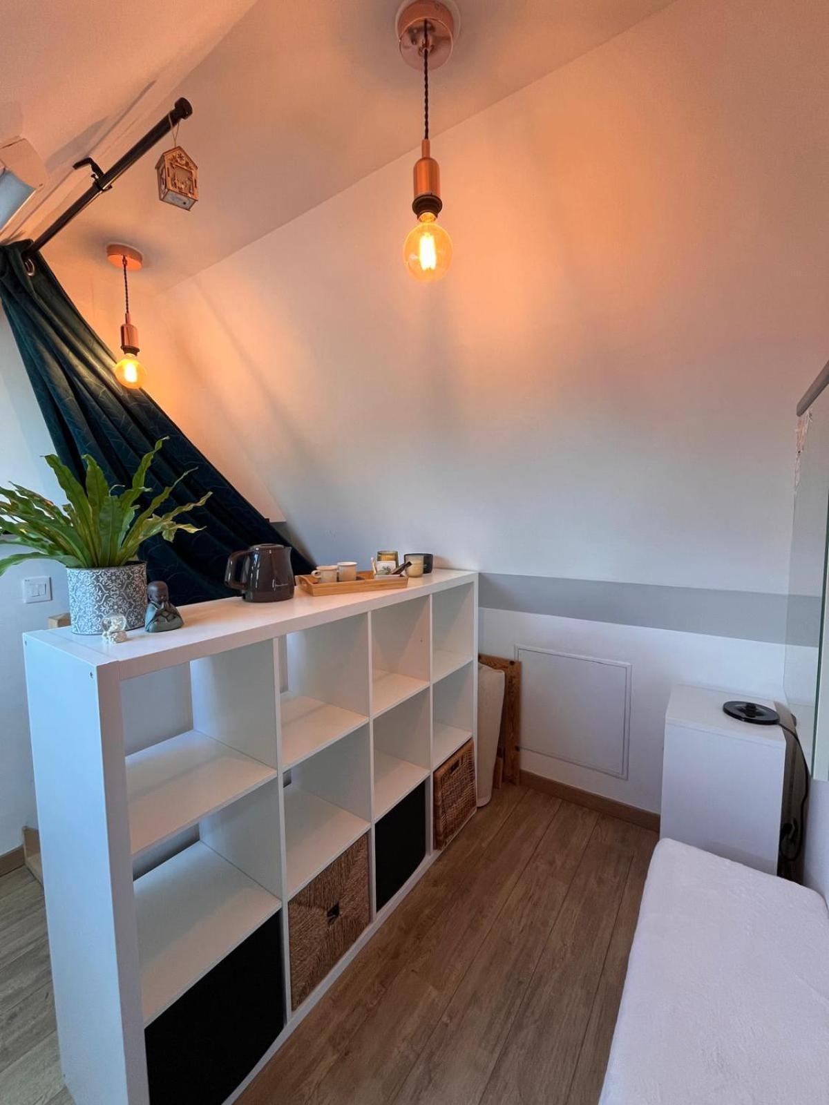 Chambre 2Eme Etage Avec Bureau, Wc Et Lavabo Prive, Au Calme En Impasse, Bourg 300M Et Bras De Mer 1Km! Apartment Crach Екстериор снимка
